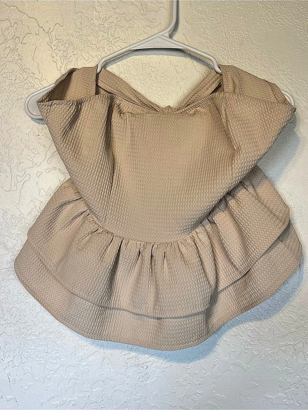 SHEIN Ruffle Blouse in Brown Size Large Like New